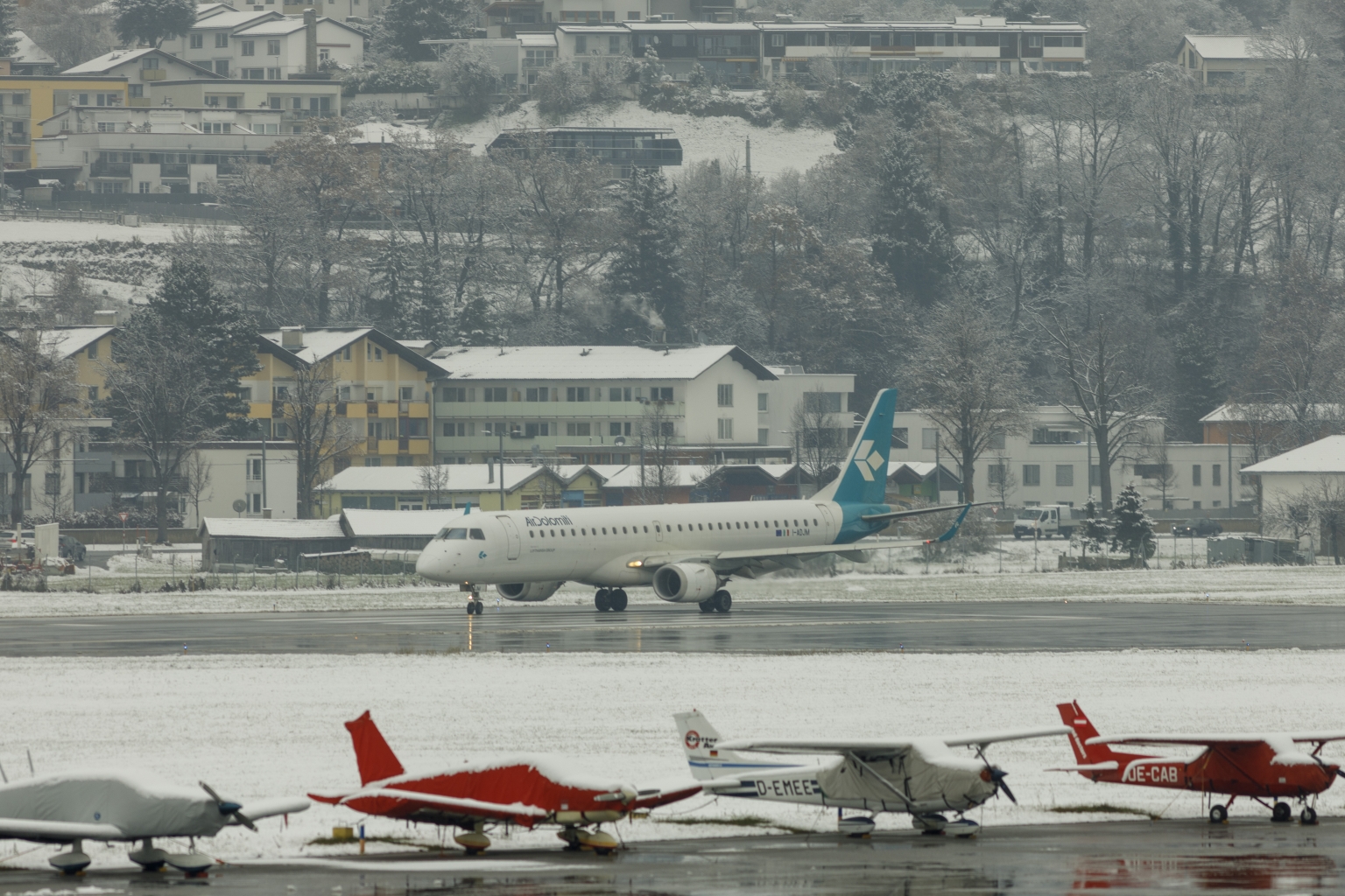 Preview 20221210 Winterflugtag am Innsbruck Airport (49).jpg